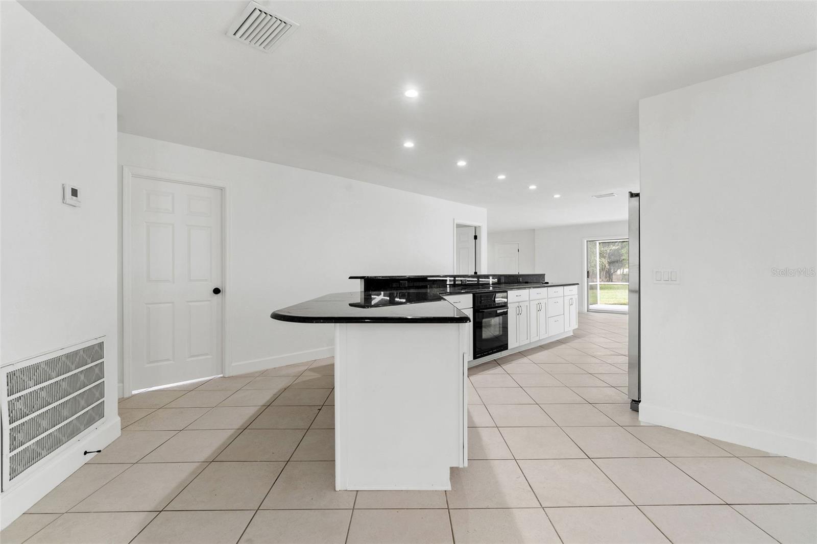 VAN SANT SUB - Residential