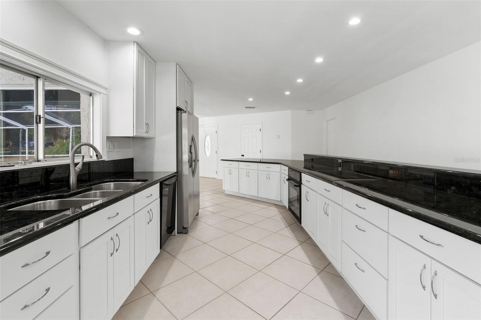 VAN SANT SUB - Residential