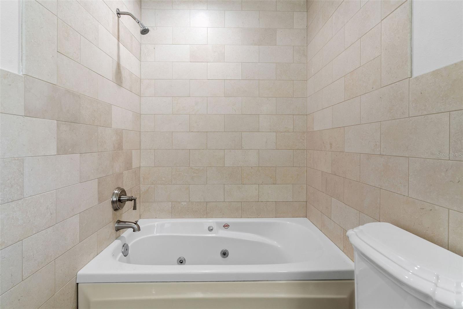 VAN SANT SUB - Residential