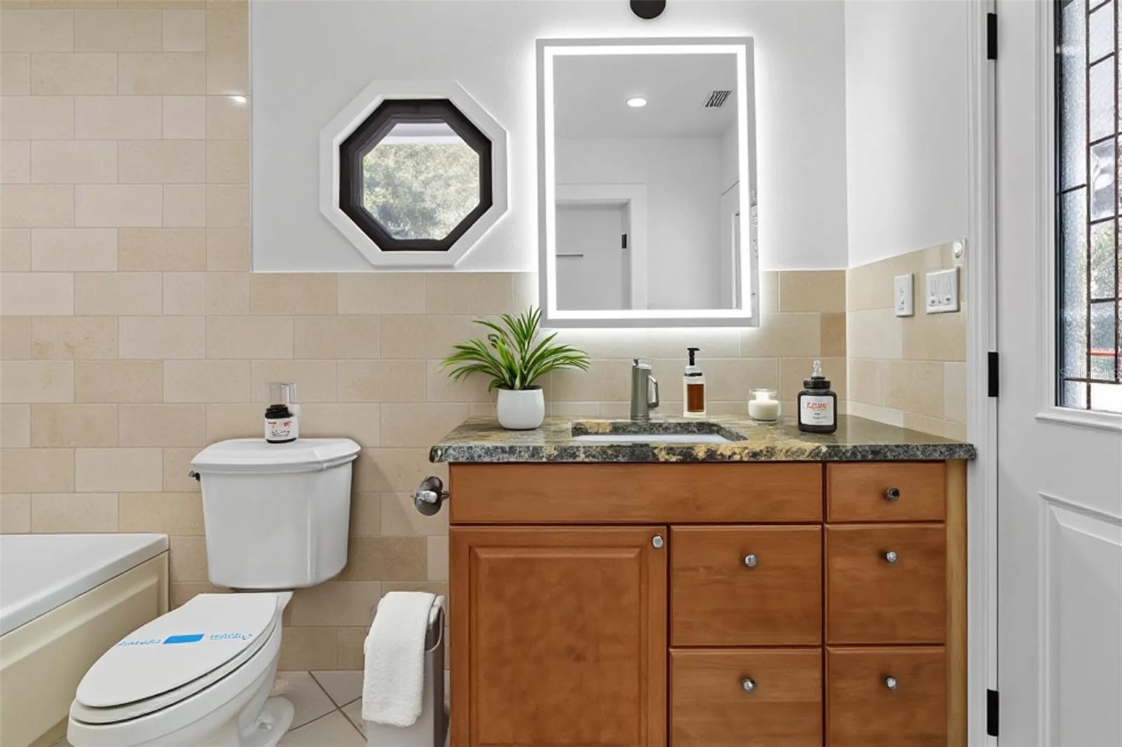 VAN SANT SUB - Residential