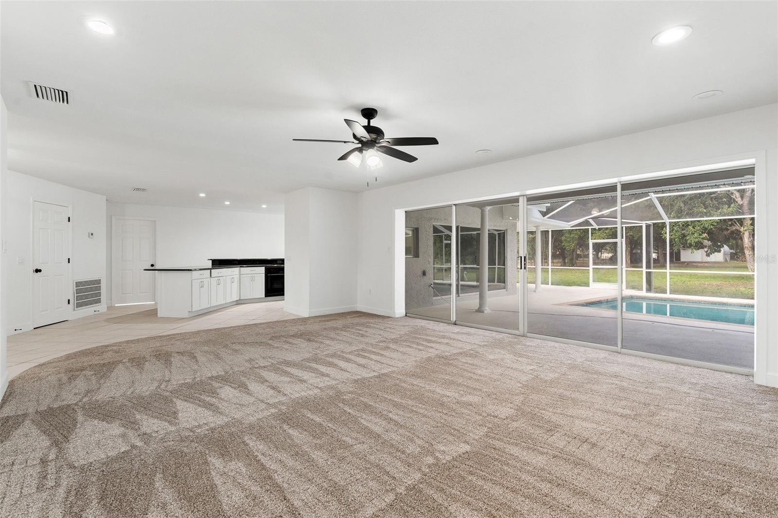 VAN SANT SUB - Residential