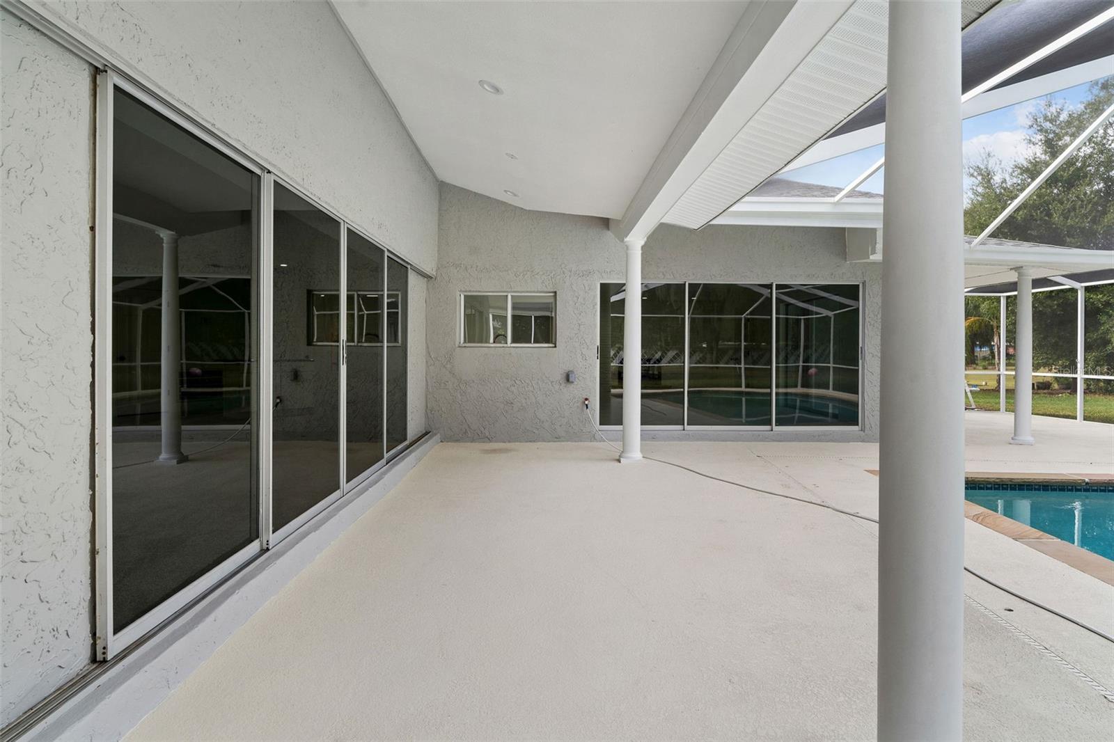 VAN SANT SUB - Residential