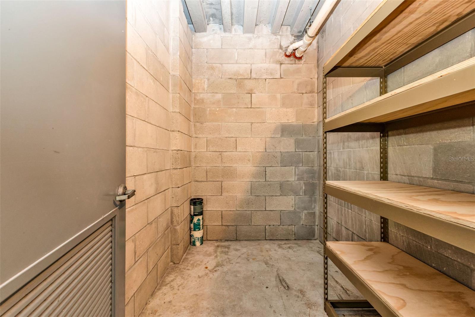 FOUNTAIN COURT BLDG 02 - Residential