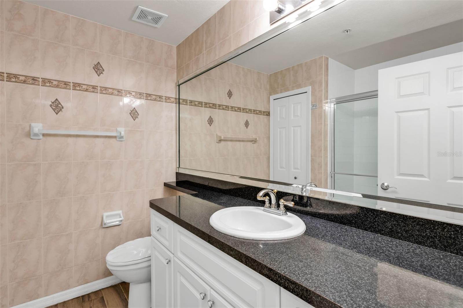 FOUNTAIN COURT BLDG 02 - Residential