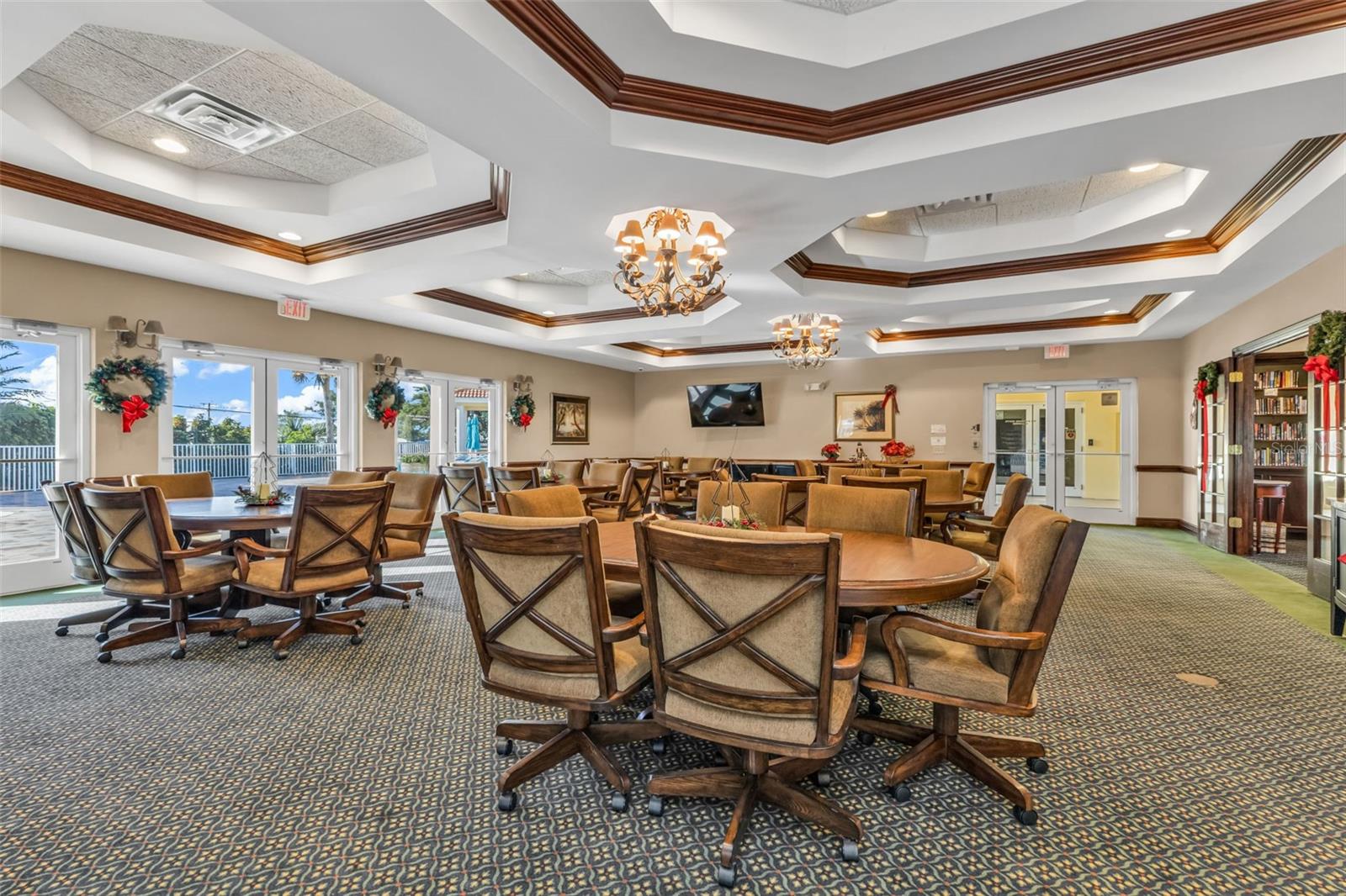 FOUNTAIN COURT BLDG 02 - Residential