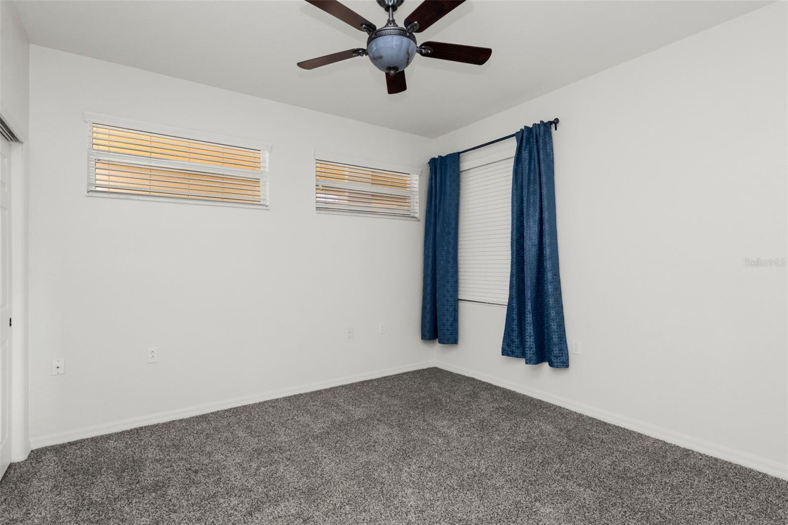 FOUNTAIN COURT BLDG 02 - Residential