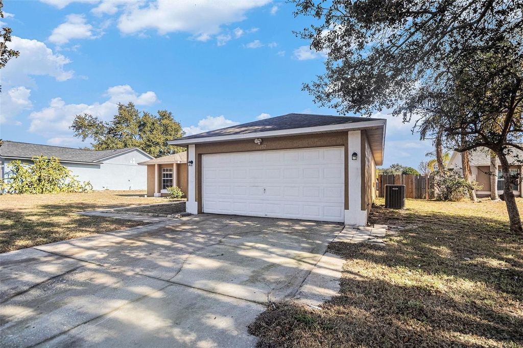 Photo of 11732 Crescent Pines Boulevard, Clermont, FL 34711 (MLS # O6375663)
