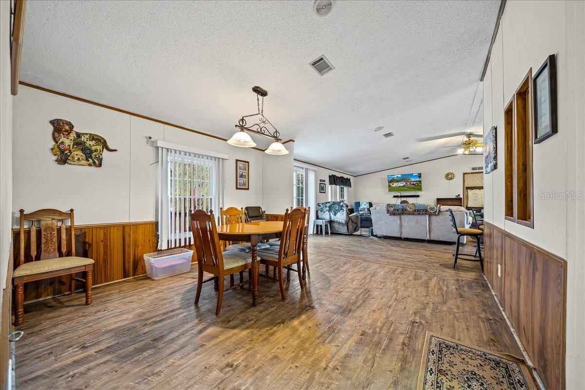 MEADOW BROOK RANCHES - Residential