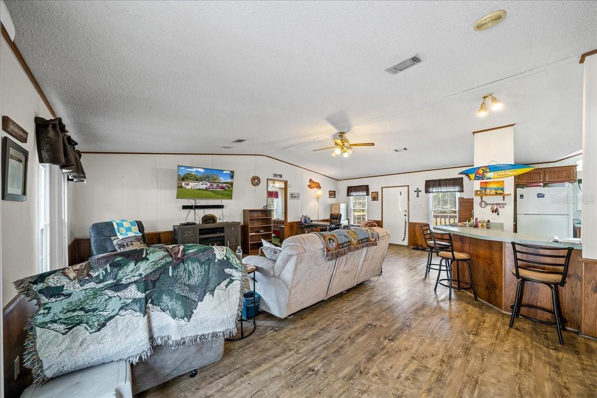 MEADOW BROOK RANCHES - Residential