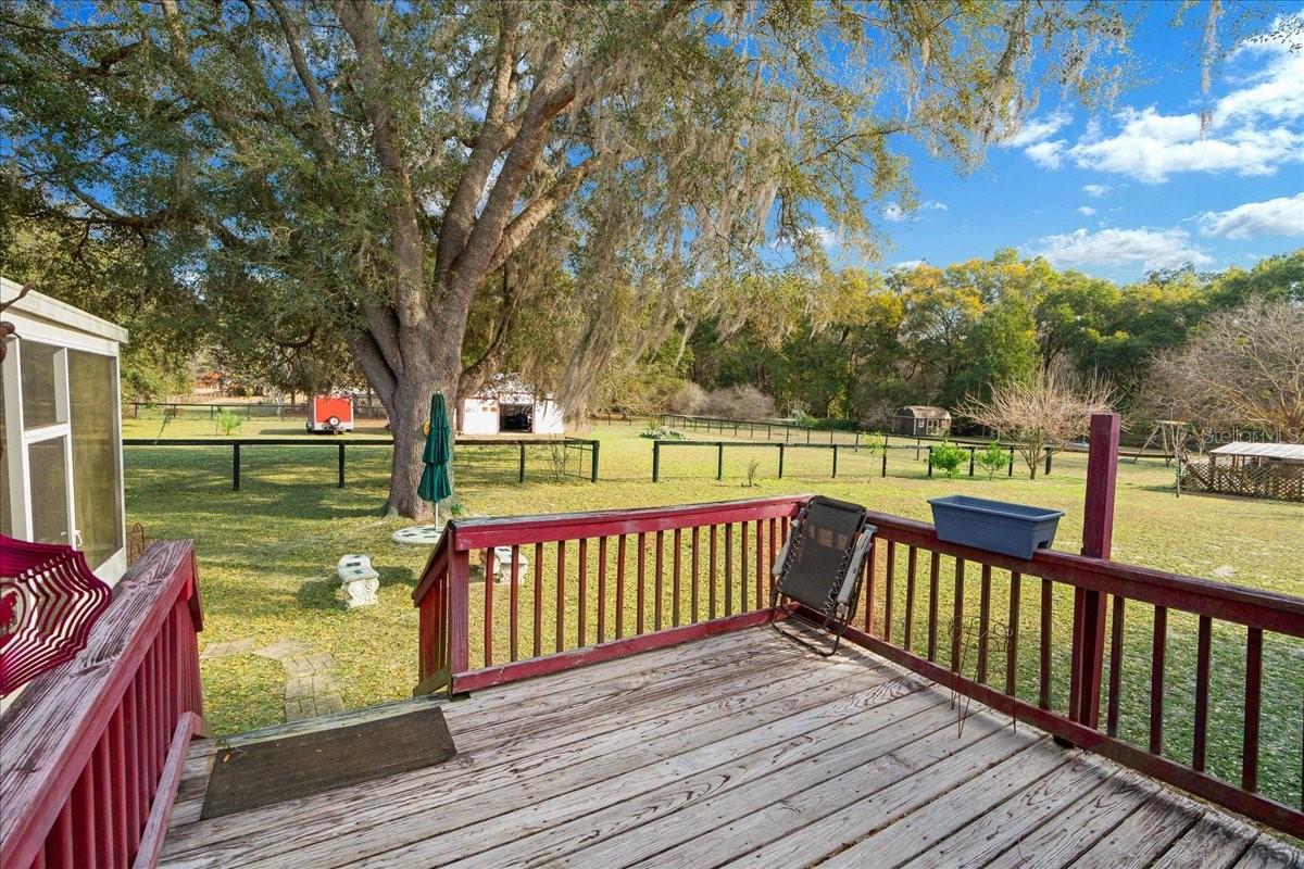 MEADOW BROOK RANCHES - Residential