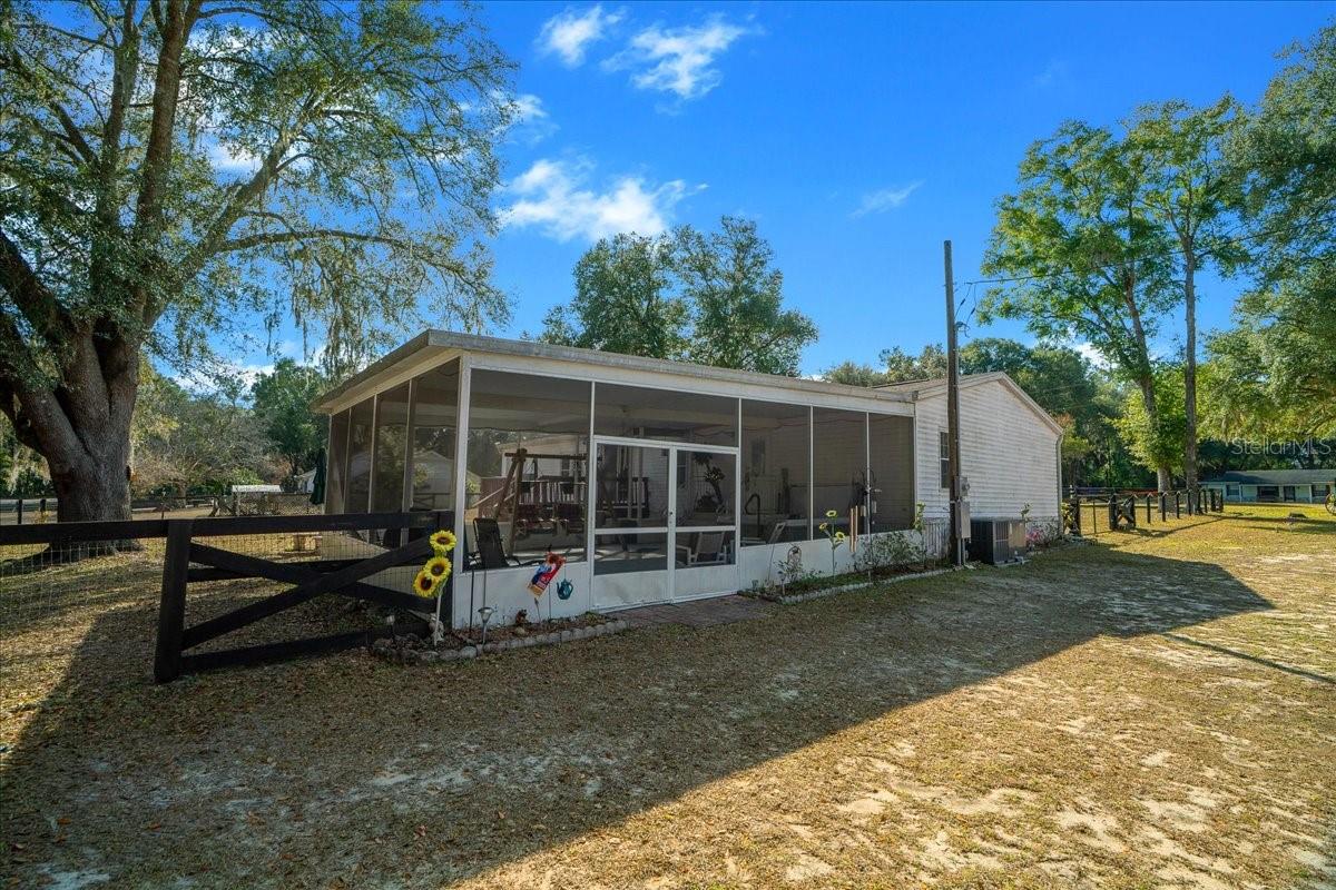 MEADOW BROOK RANCHES - Residential