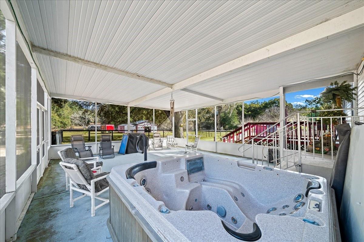 MEADOW BROOK RANCHES - Residential