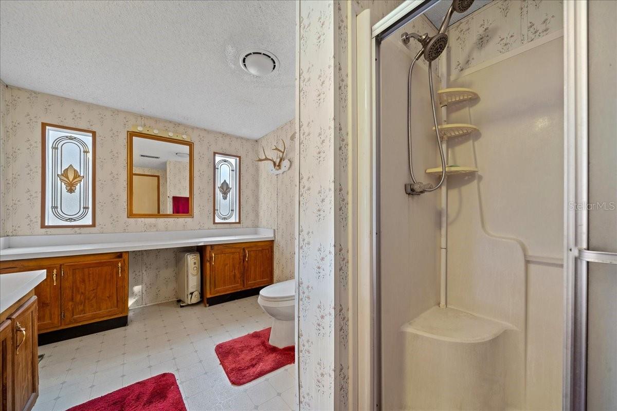 MEADOW BROOK RANCHES - Residential