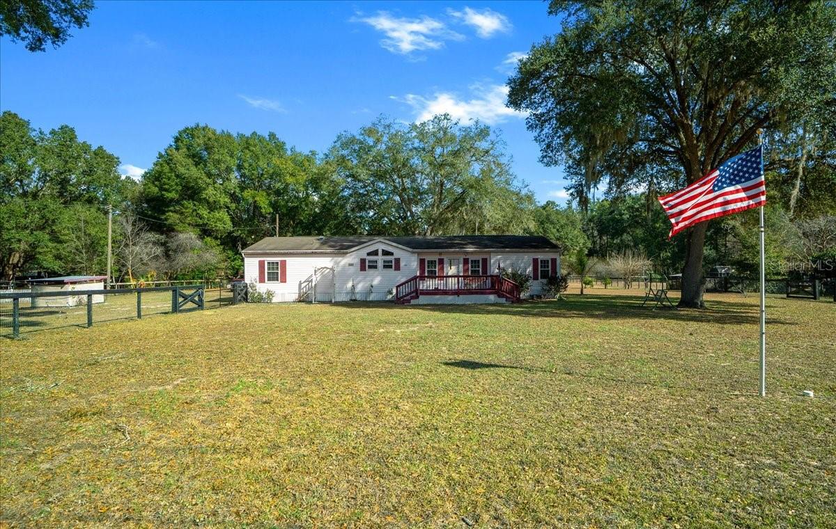 MEADOW BROOK RANCHES - Residential