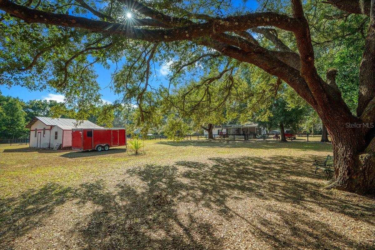 MEADOW BROOK RANCHES - Residential