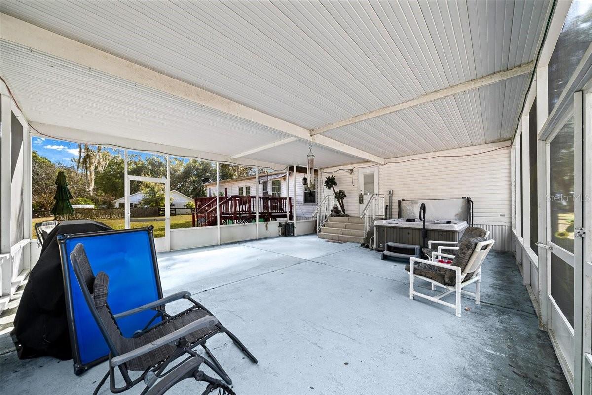 MEADOW BROOK RANCHES - Residential