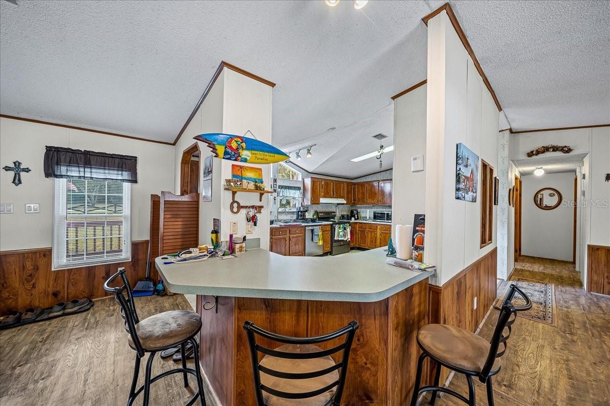 MEADOW BROOK RANCHES - Residential