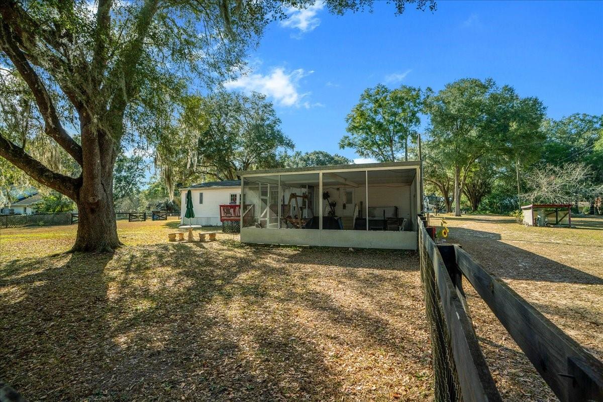 MEADOW BROOK RANCHES - Residential