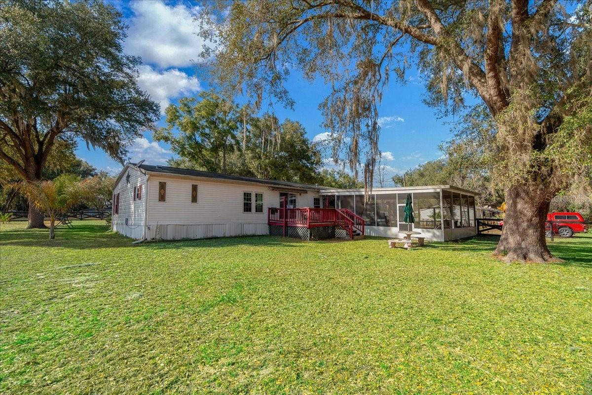 MEADOW BROOK RANCHES - Residential