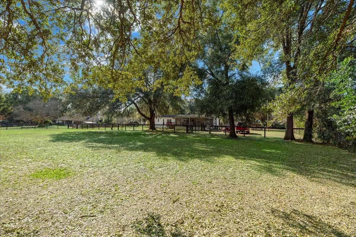 MEADOW BROOK RANCHES - Residential