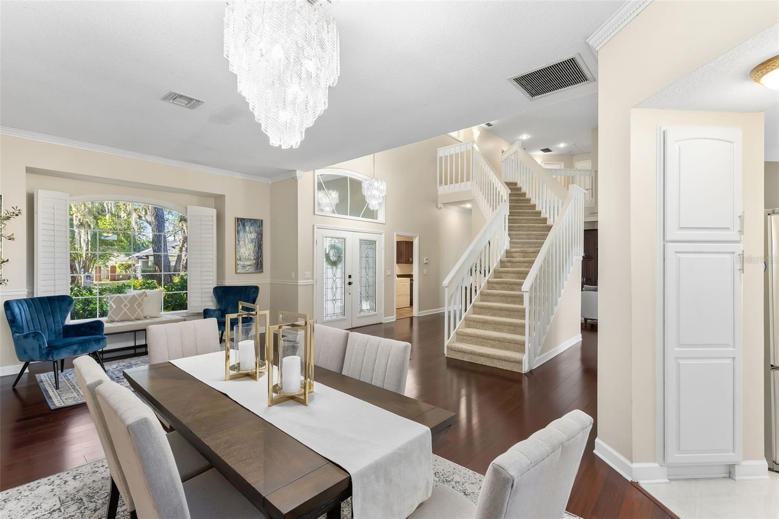 235 NOB HILL CIRCLE