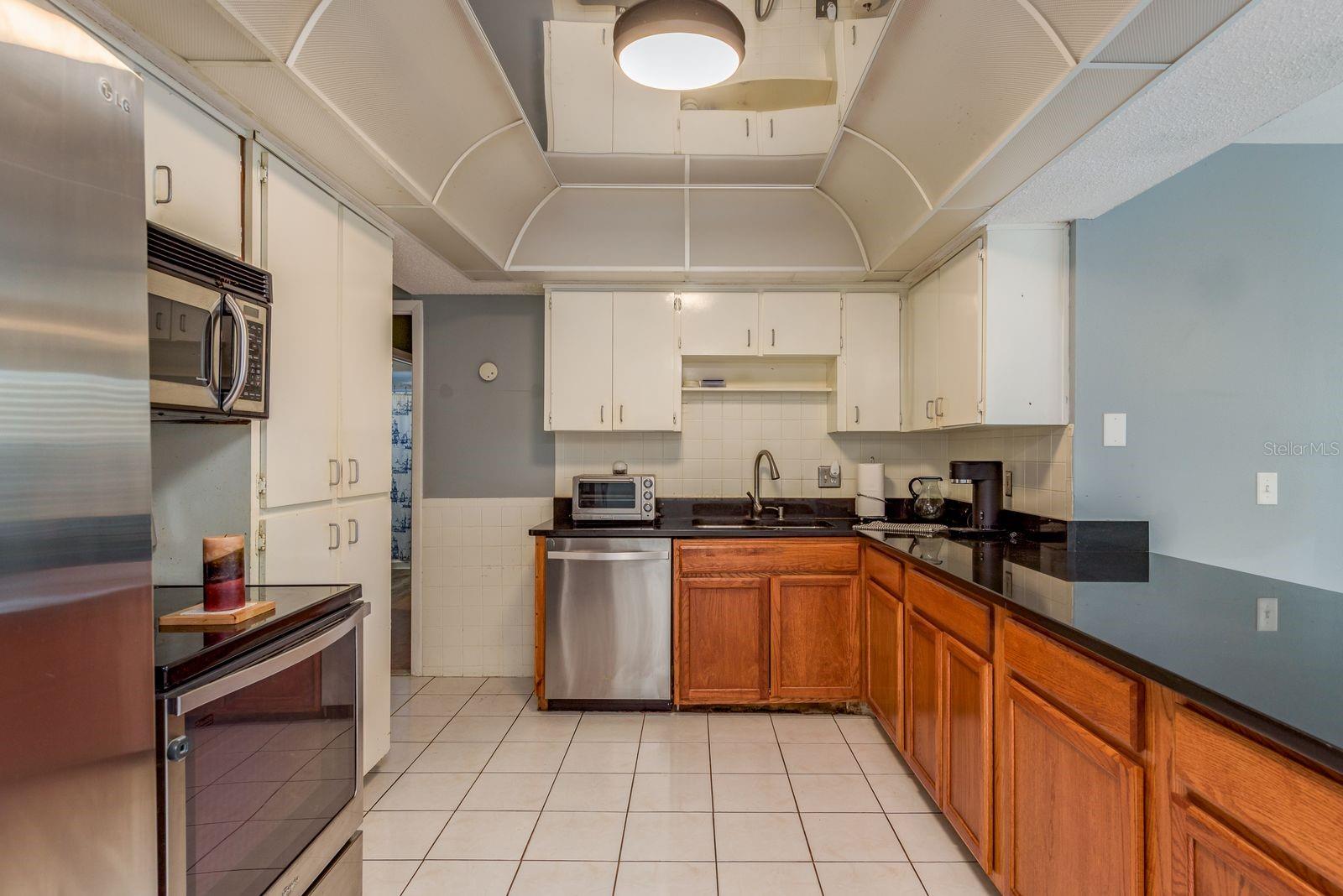 ORCHID LAKE VILLAGE EAST - Residential