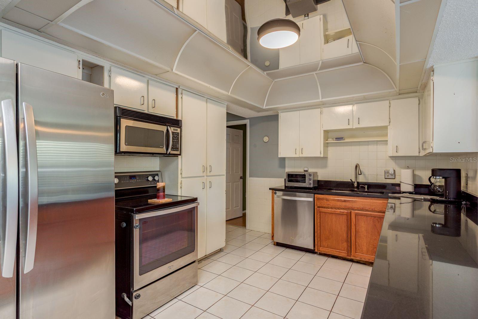 ORCHID LAKE VILLAGE EAST - Residential