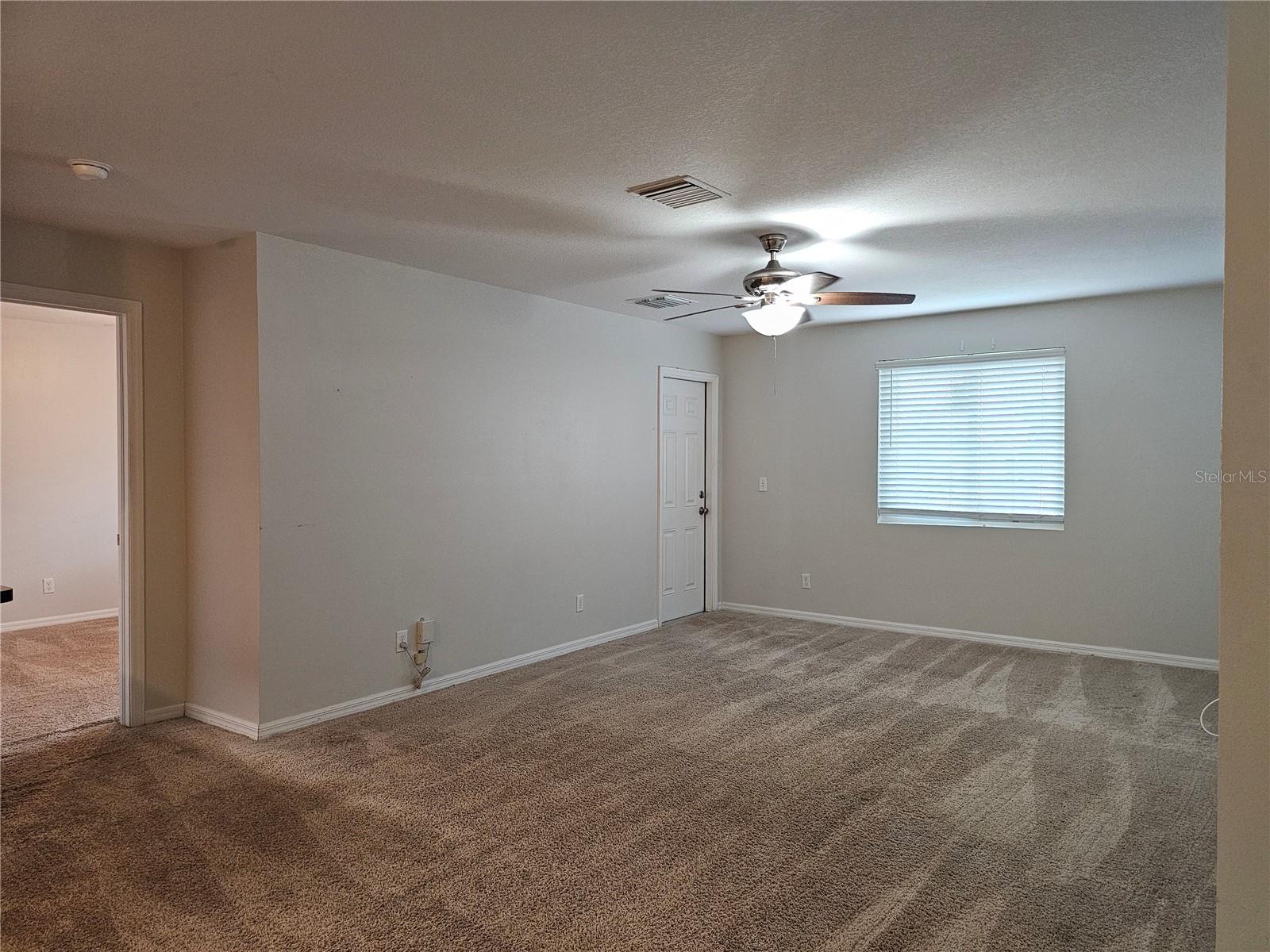 THE HAMPTONS AT BRANDON A CONDO - Residential Lease