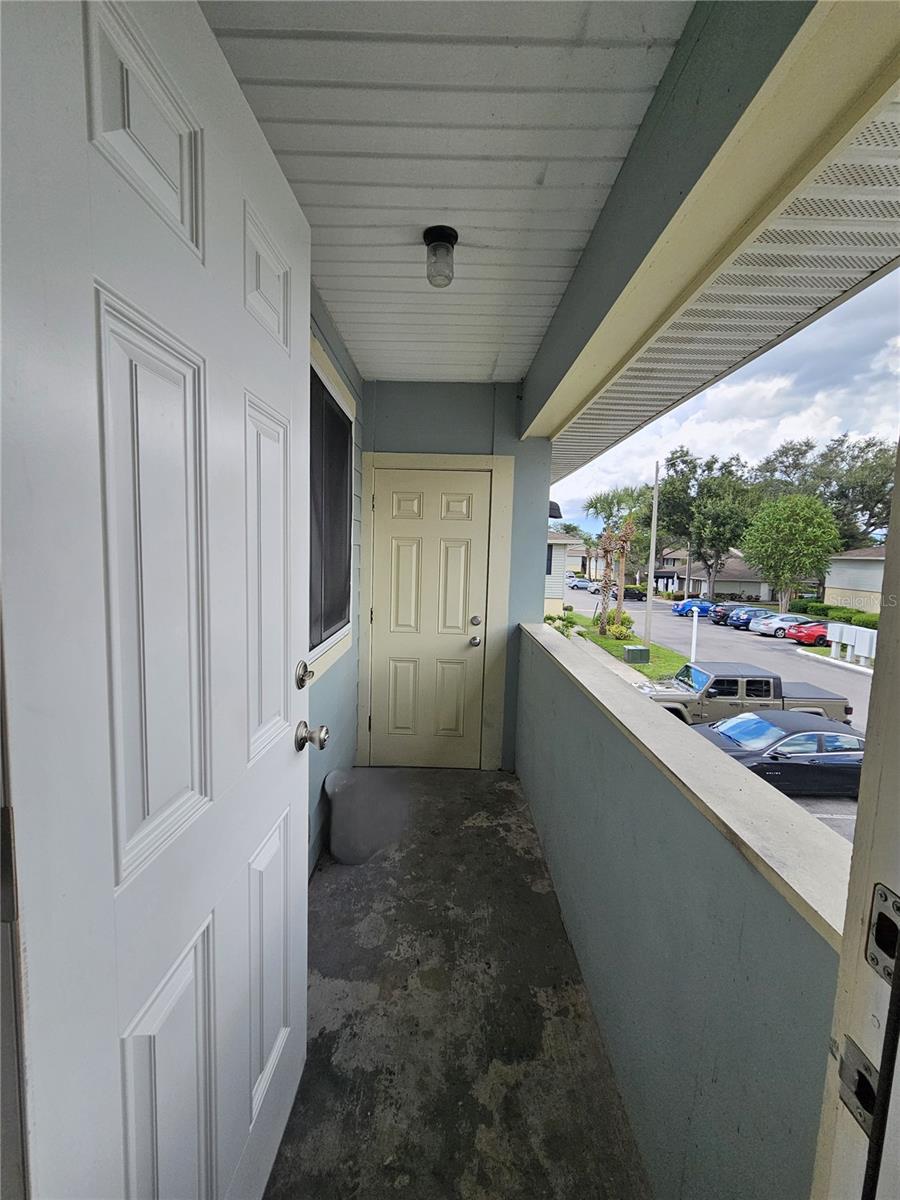 THE HAMPTONS AT BRANDON A CONDO - Residential Lease