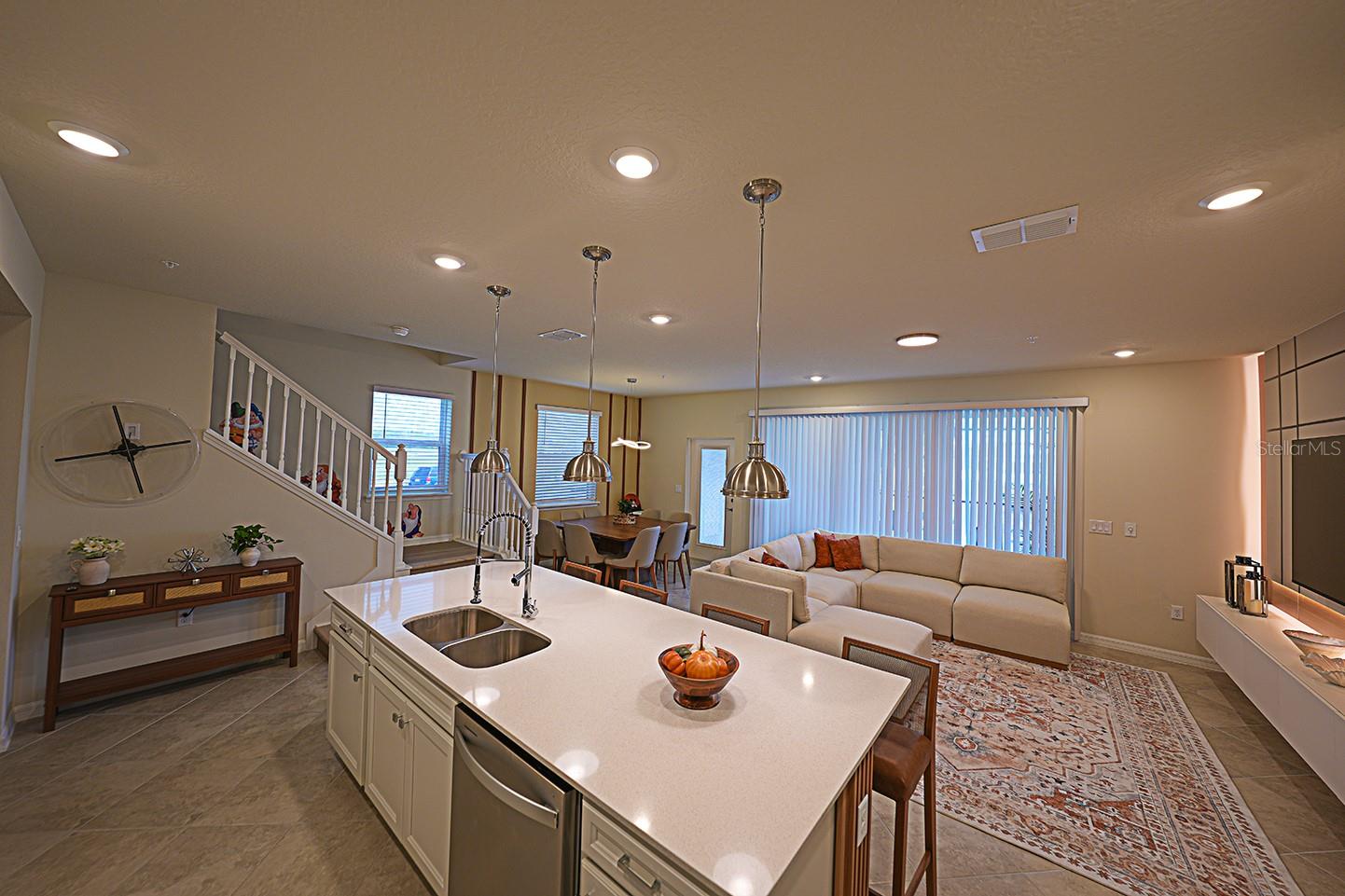 WINDSOR CAY - Residential