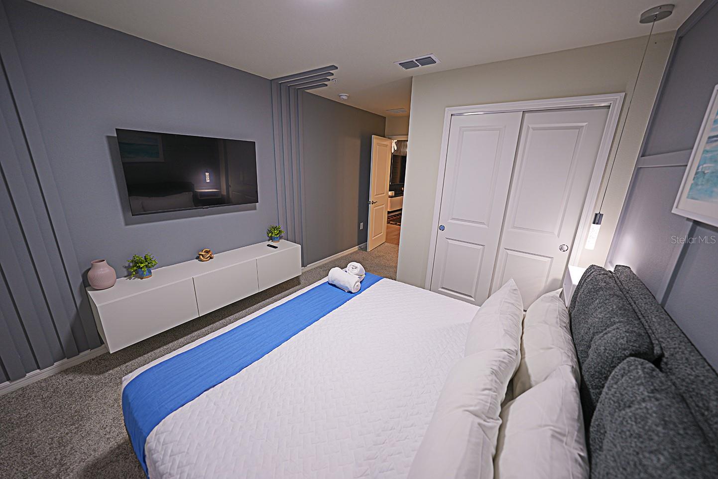 WINDSOR CAY - Residential
