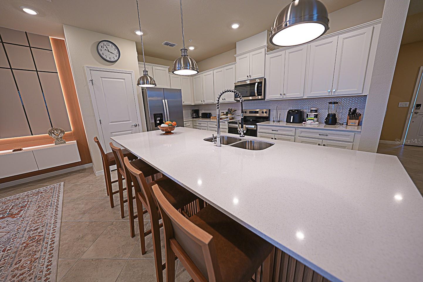WINDSOR CAY - Residential