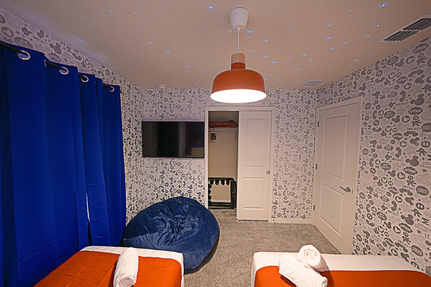 WINDSOR CAY - Residential