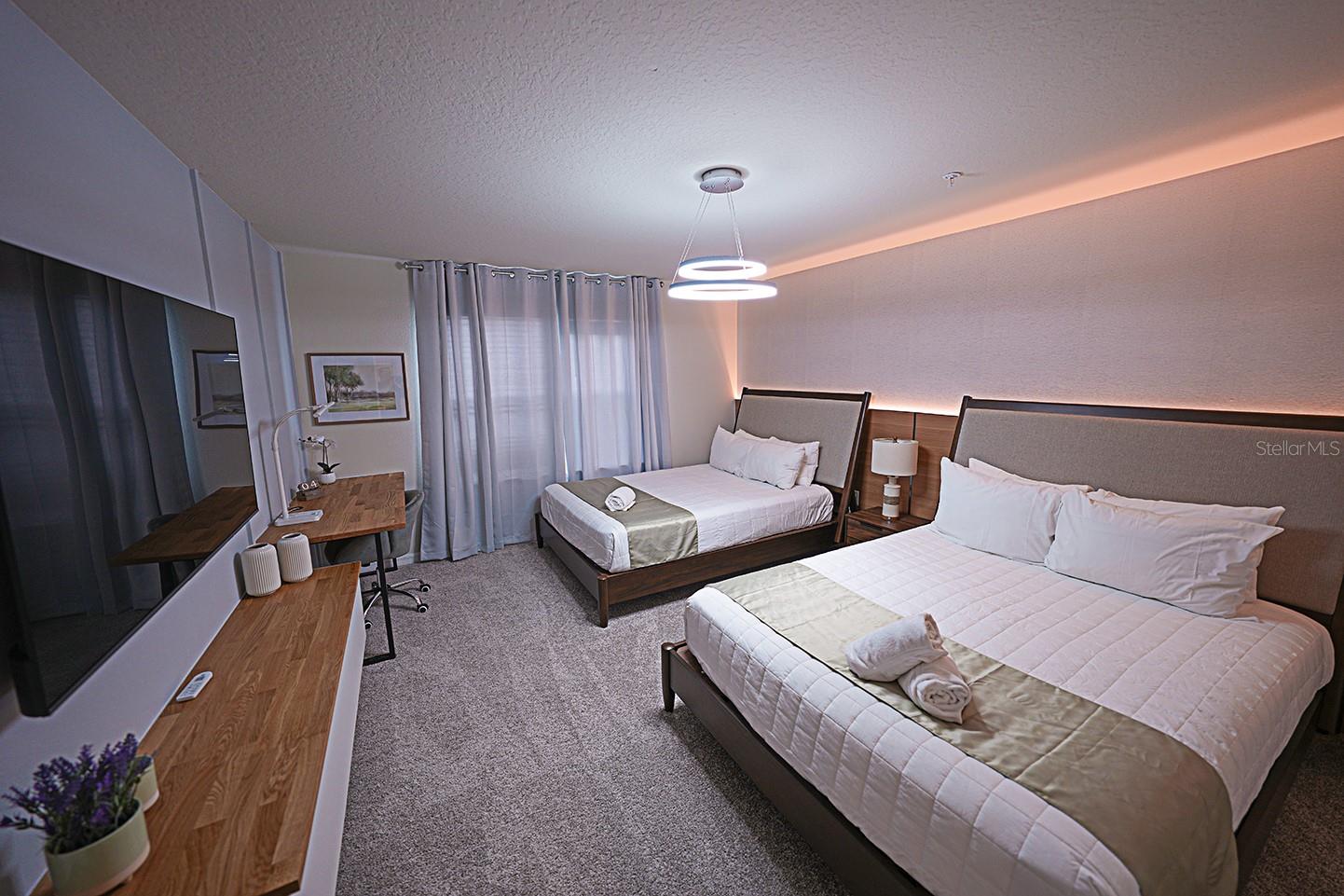 WINDSOR CAY - Residential