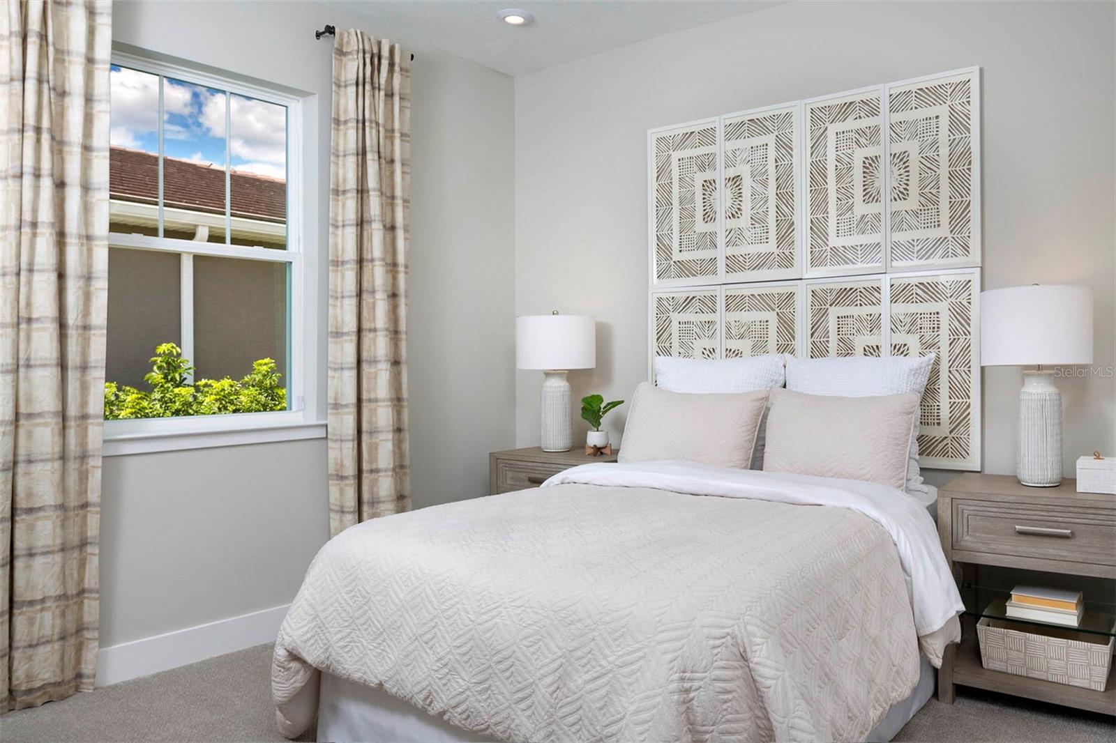 SUNSTONE AT WELLEN PARK - Residential