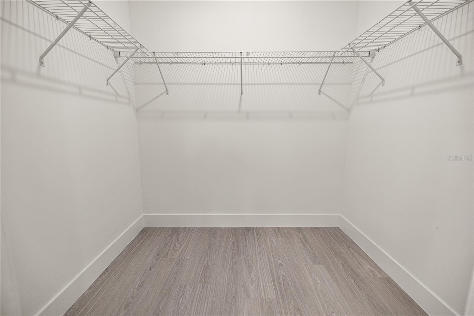 MARION OAKS UN 03 - Residential Income