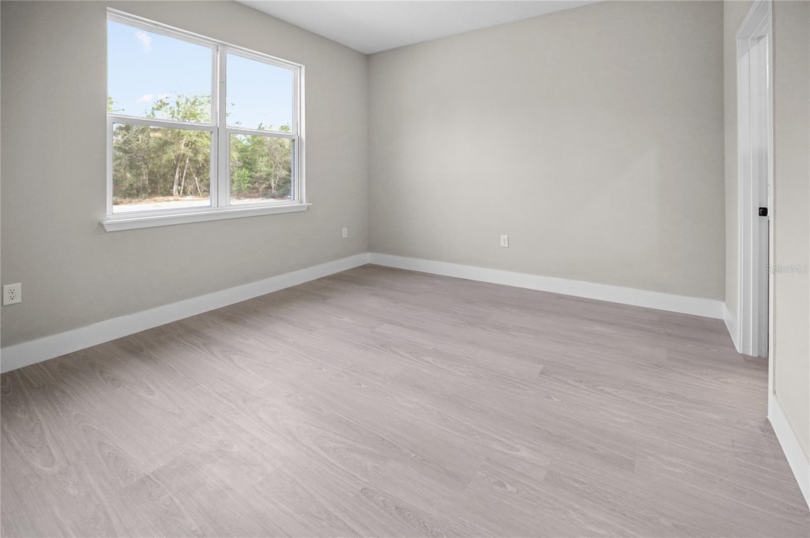 MARION OAKS UN 03 - Residential Income