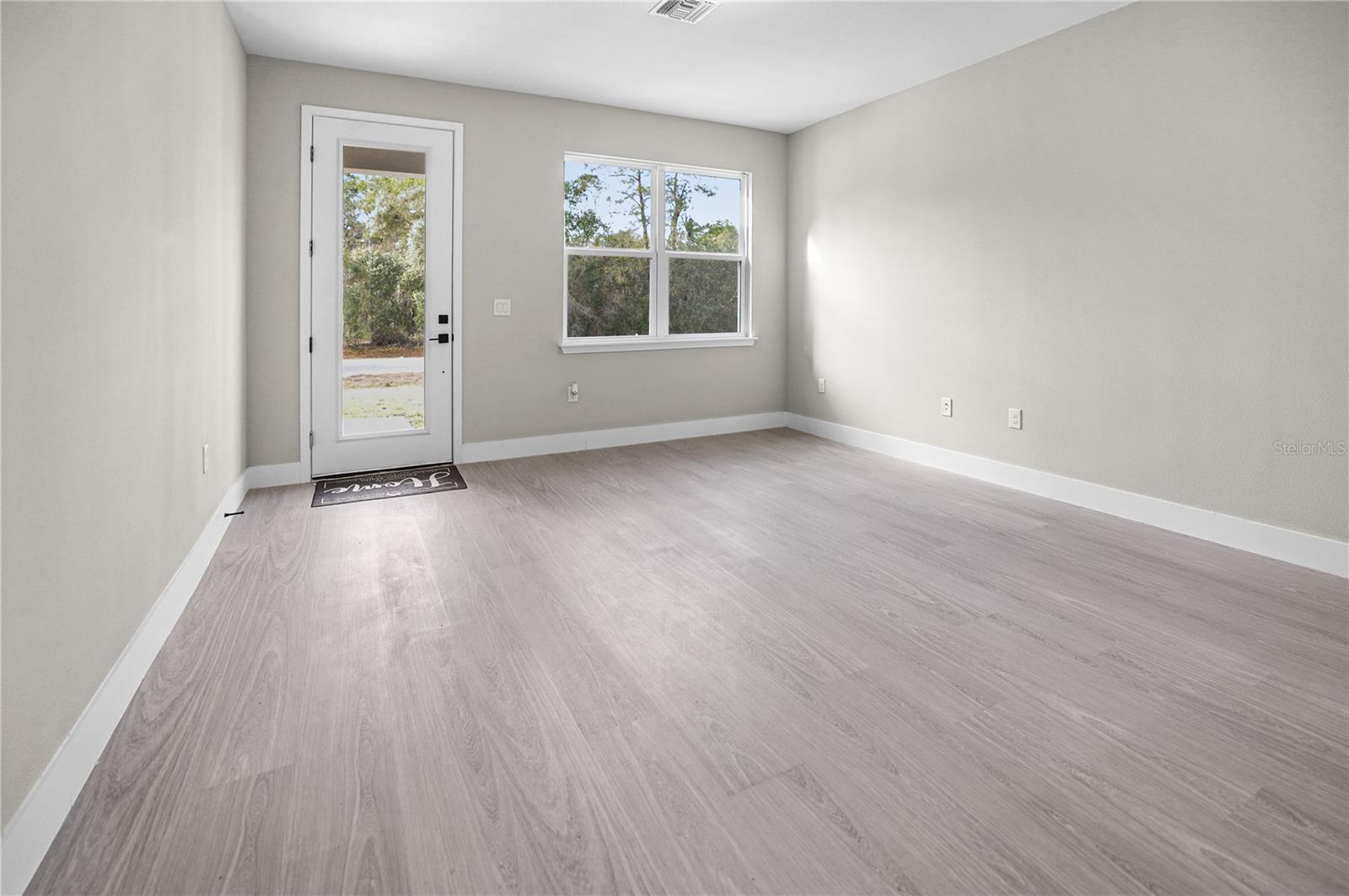 MARION OAKS UN 03 - Residential Income