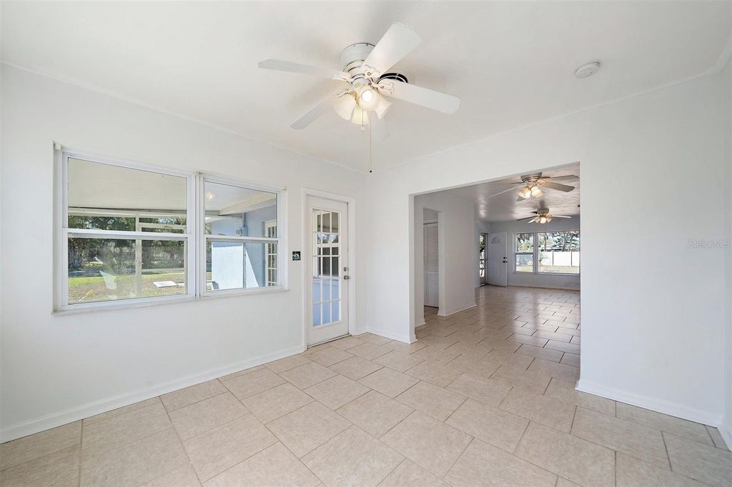 Photo of 816 Tanager Road, Venice, FL 34293 (MLS # N6143130)
