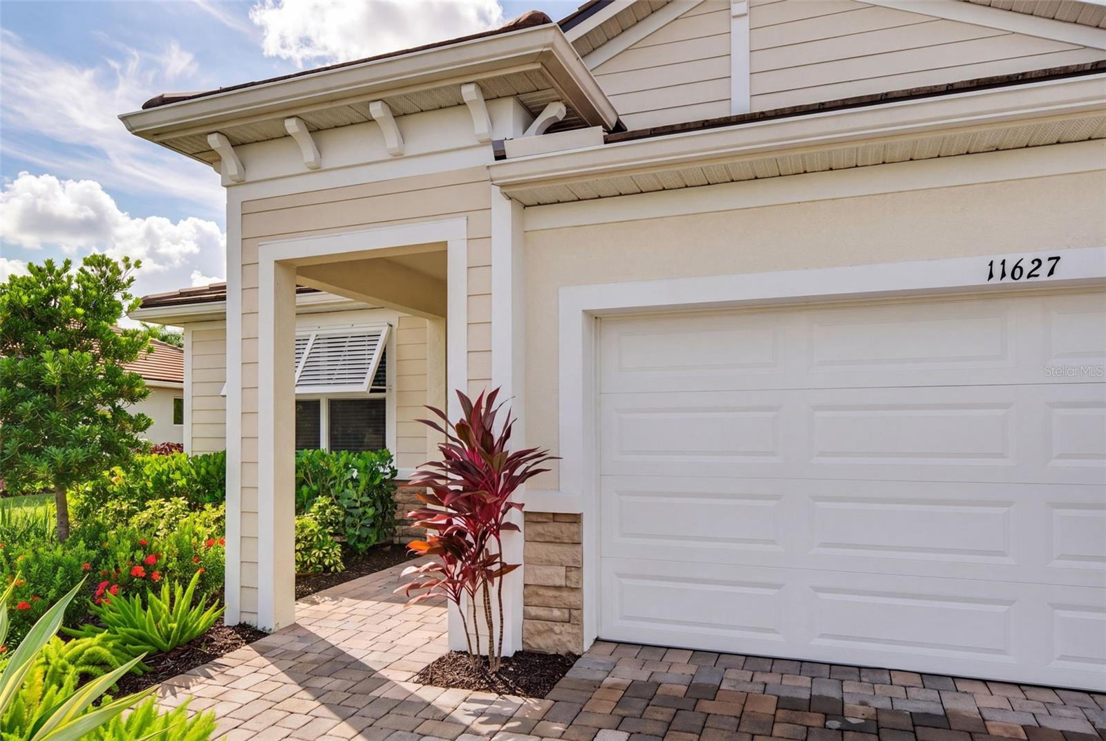 11627 MYAKKA BLUE DRIVE