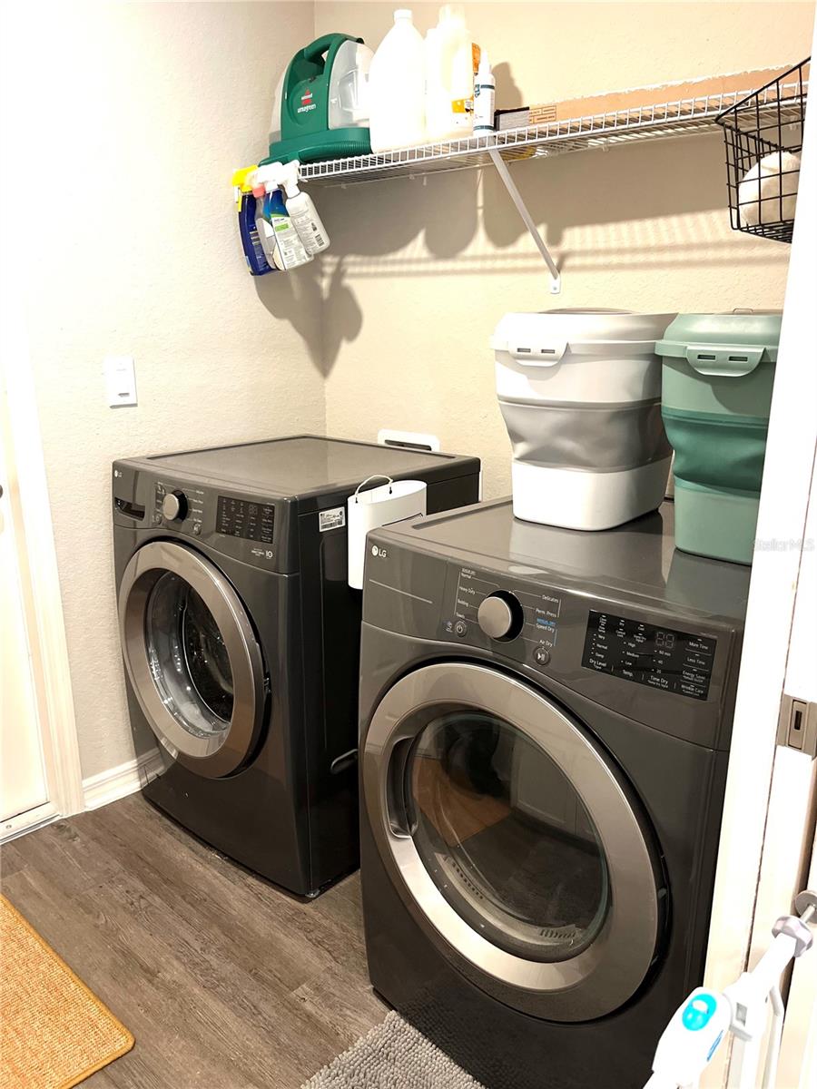 ENCLAVE/LK MYRTLE - Residential