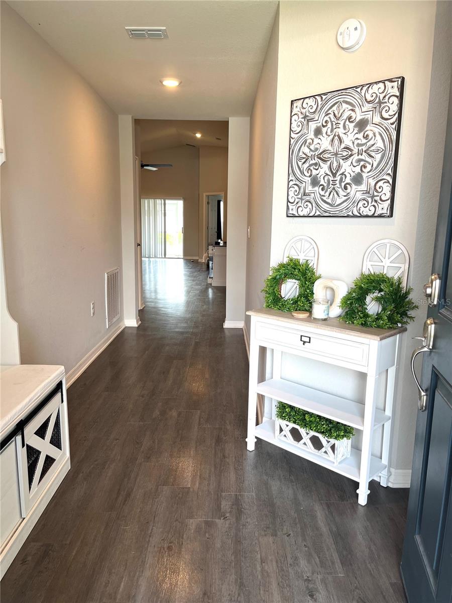 ENCLAVE/LK MYRTLE - Residential