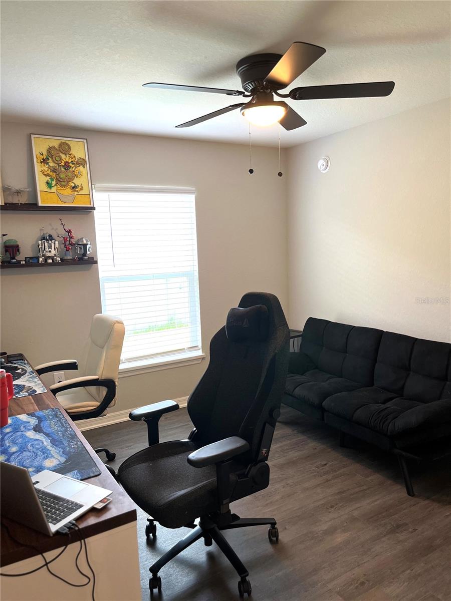 ENCLAVE/LK MYRTLE - Residential