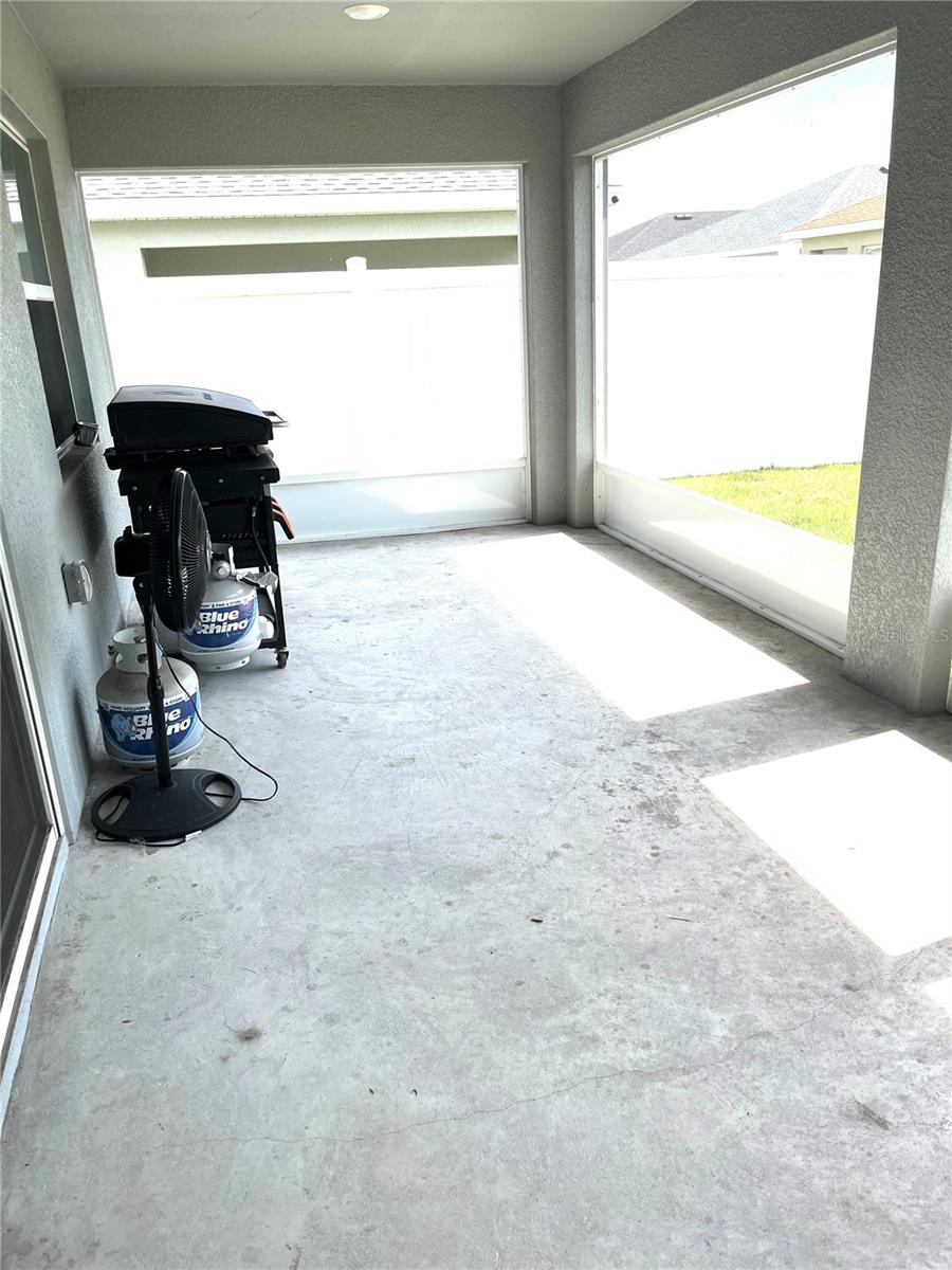 ENCLAVE/LK MYRTLE - Residential