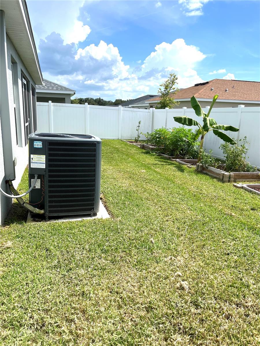 ENCLAVE/LK MYRTLE - Residential