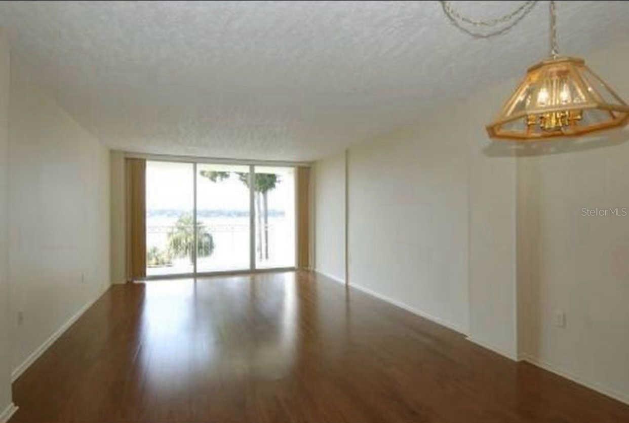 690 OSCEOLA AVENUE 405
