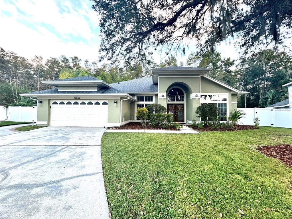 Photo of 10662 Crystal Springs Court, Orlando, FL 32825 (MLS # O6350254)