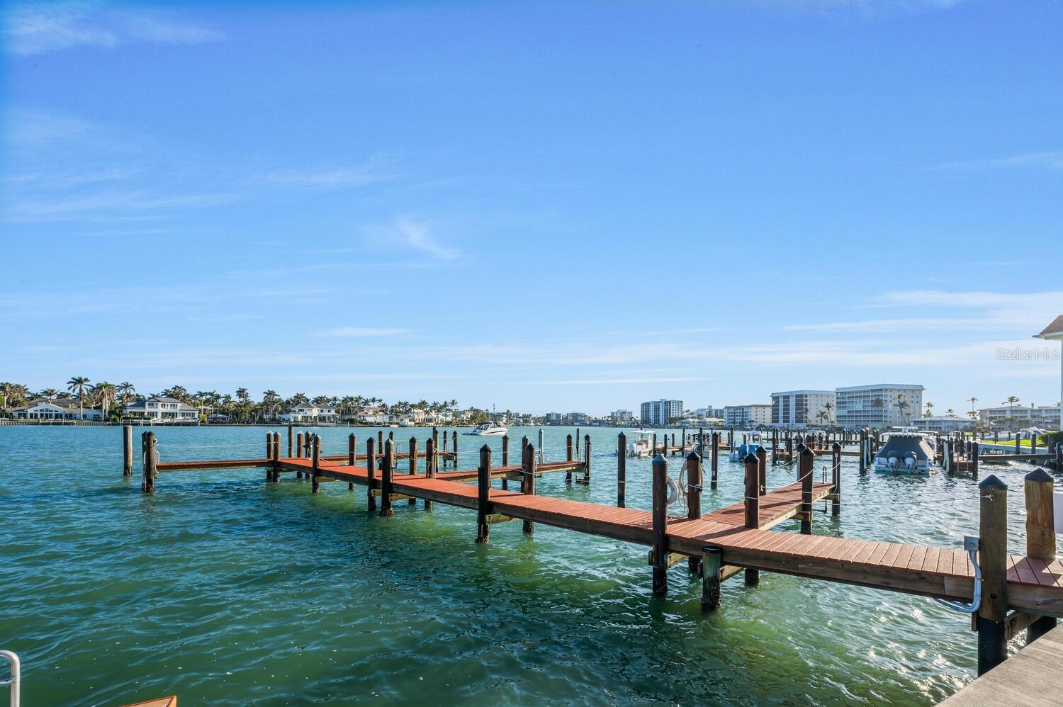 222 HARBOUR DRIVE 114