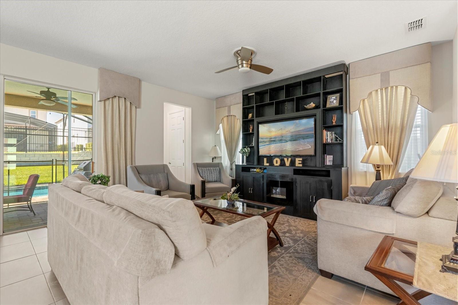 1832 SANDY PARK TRAIL