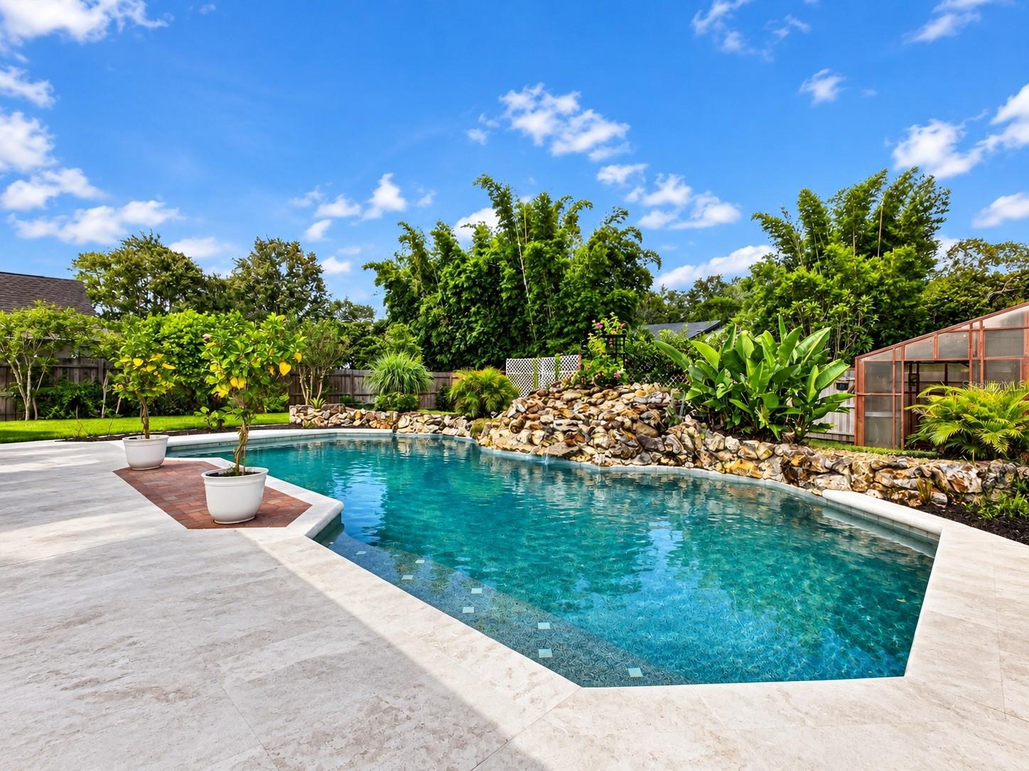 992 SLEEPING ROCK COURT